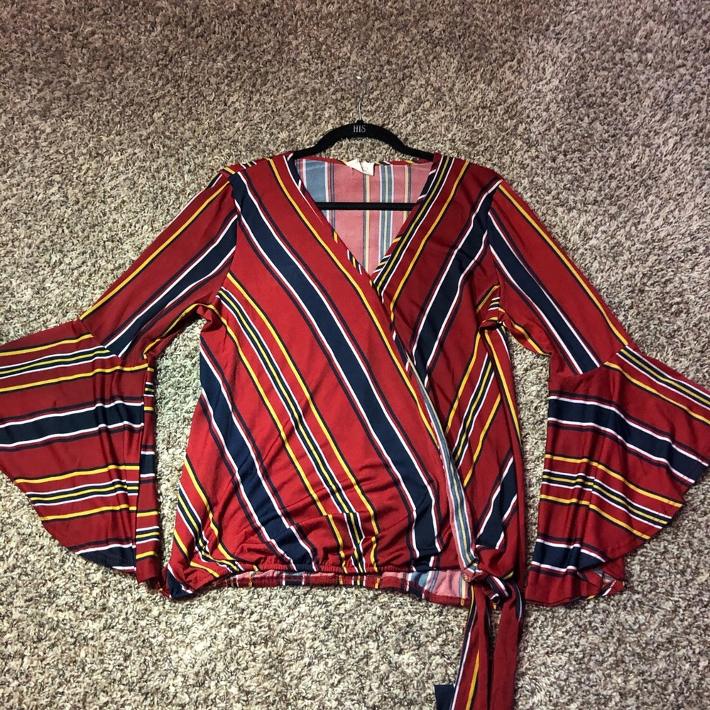bell sleeve shirt
